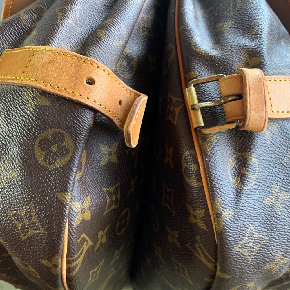 Louis Vuitton Brown and Tan Travel Bag - Picture 5 of 11